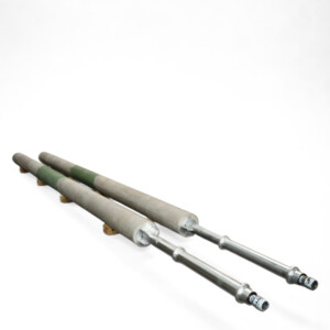 Pota içerisinde sıvı metalin homojen karışmasını sağlayan gaz üfleme sistemine ait tandiş nozulu